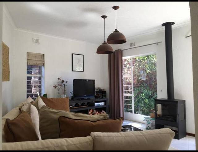 3 BEDROOM PROPERTY TO RENT IN SANDOWN